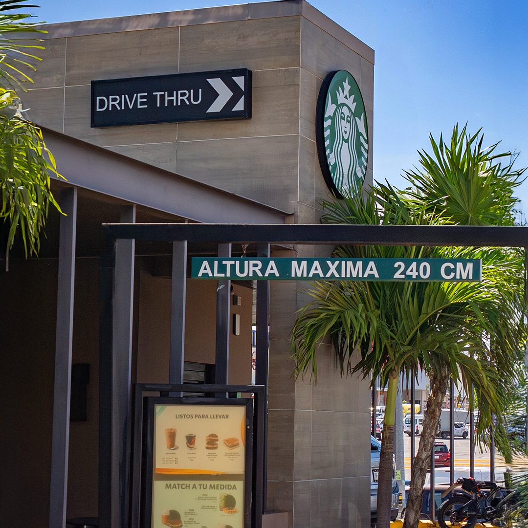 A veces, solo necesitas un momento para ti…Un café, una pausa, y ese lugar donde todo se siente